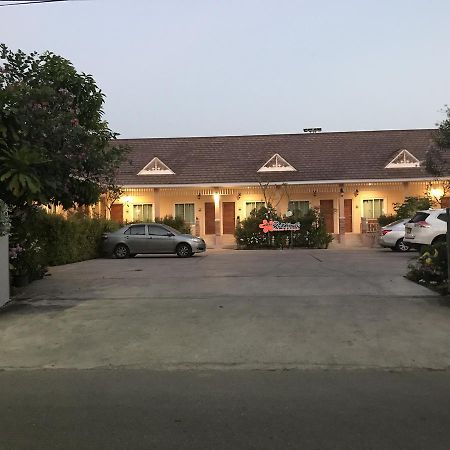 Suksopha Resort Prachuap Khiri Khan Exterior photo